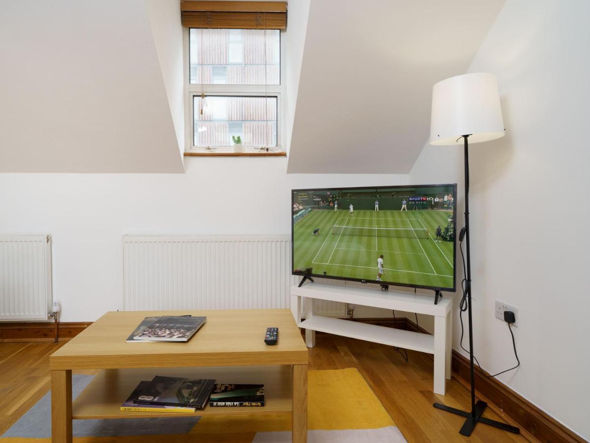 Appartement Flat In Londres Extérieur photo